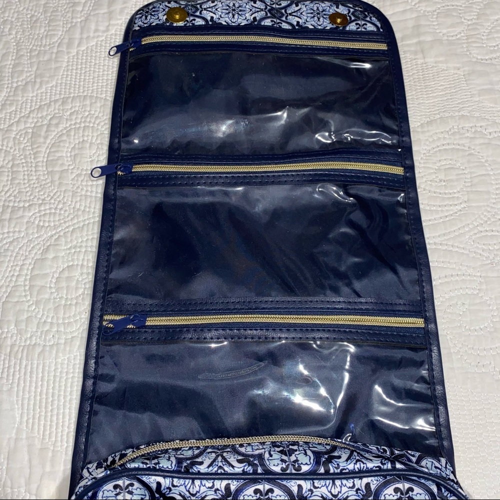 travel case - Picture 4 of 13